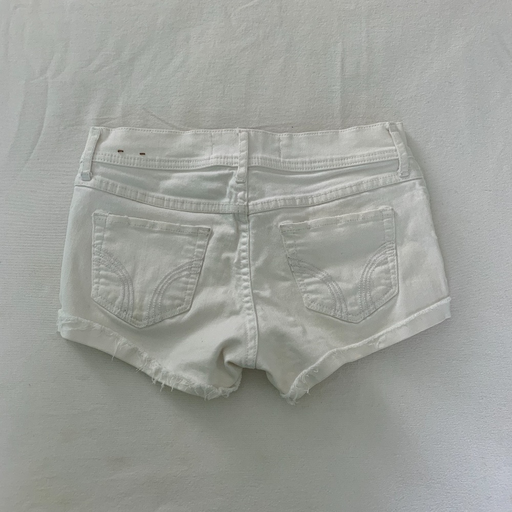 White Hollister Shorts - Picture 2 of 2